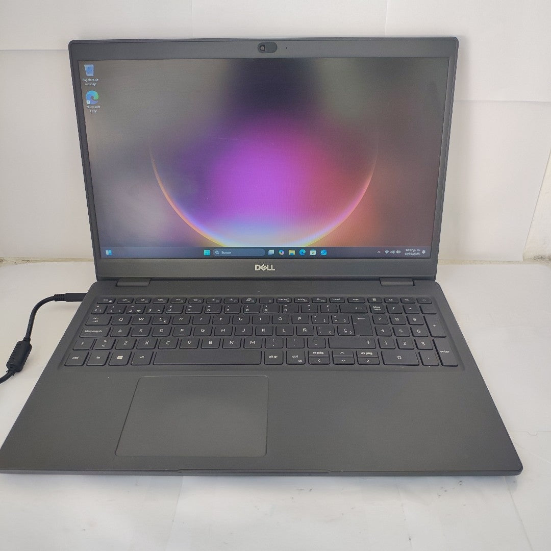 LAPTOP DELL LATITUDE 3520 (2022) 256 GB SSD 8 GB RAM (SEMINUEVO)
