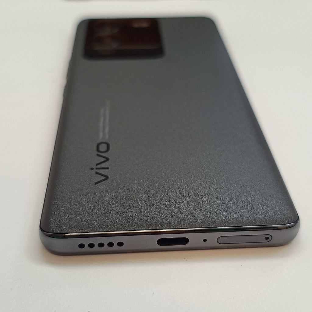 CELULAR VIVO V25 PRO V2158 256 GB 12 GB RAM (SEMINUEVO)