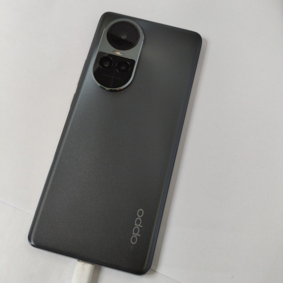 CELULAR OPPO  RENO10 5G CPH2531 (2023) 256 GB 8 GB RAM (SEMINUEVO)