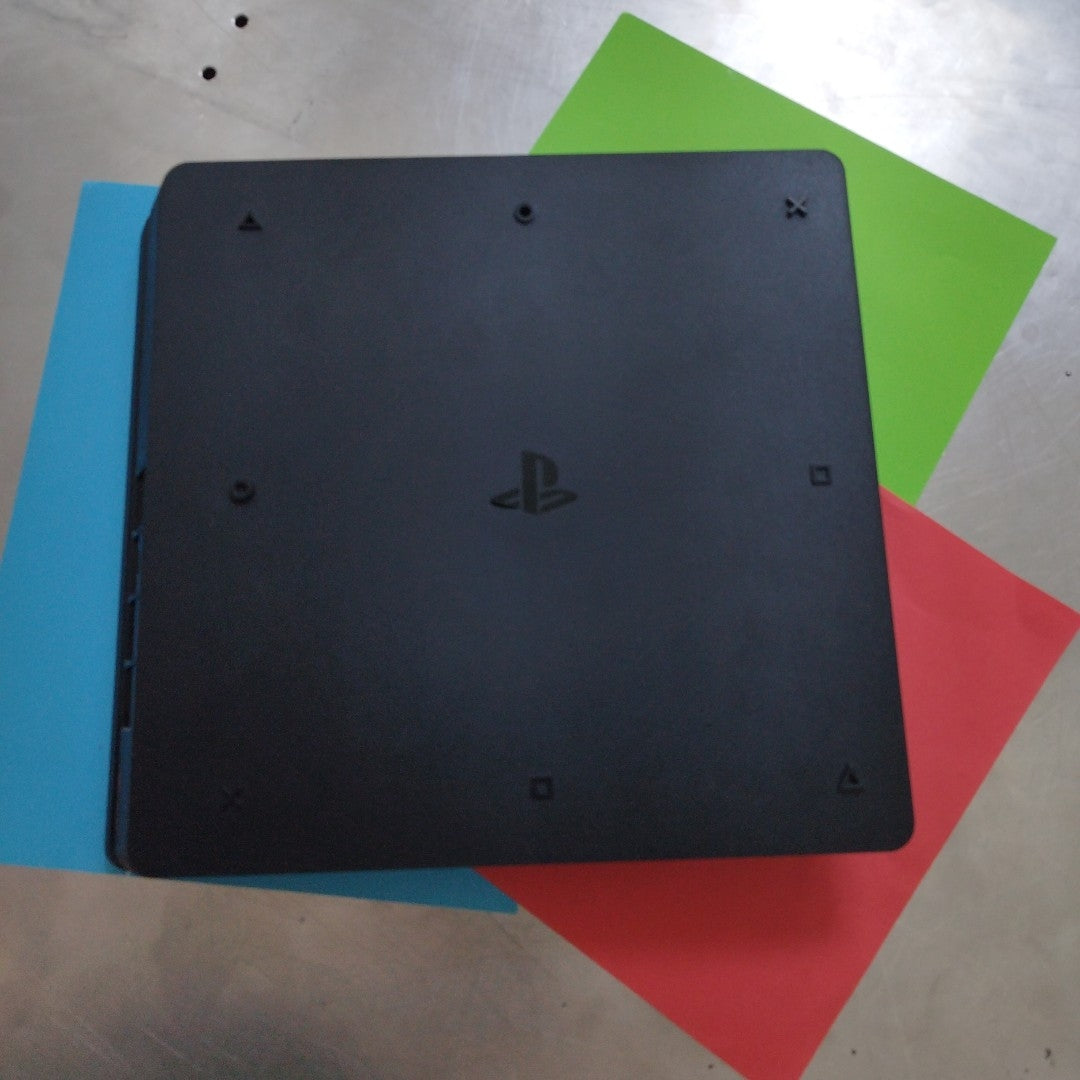 CONSOLA DE VIDEOJUEGO SONY PS4 1 TB (SEMINUEVO)
