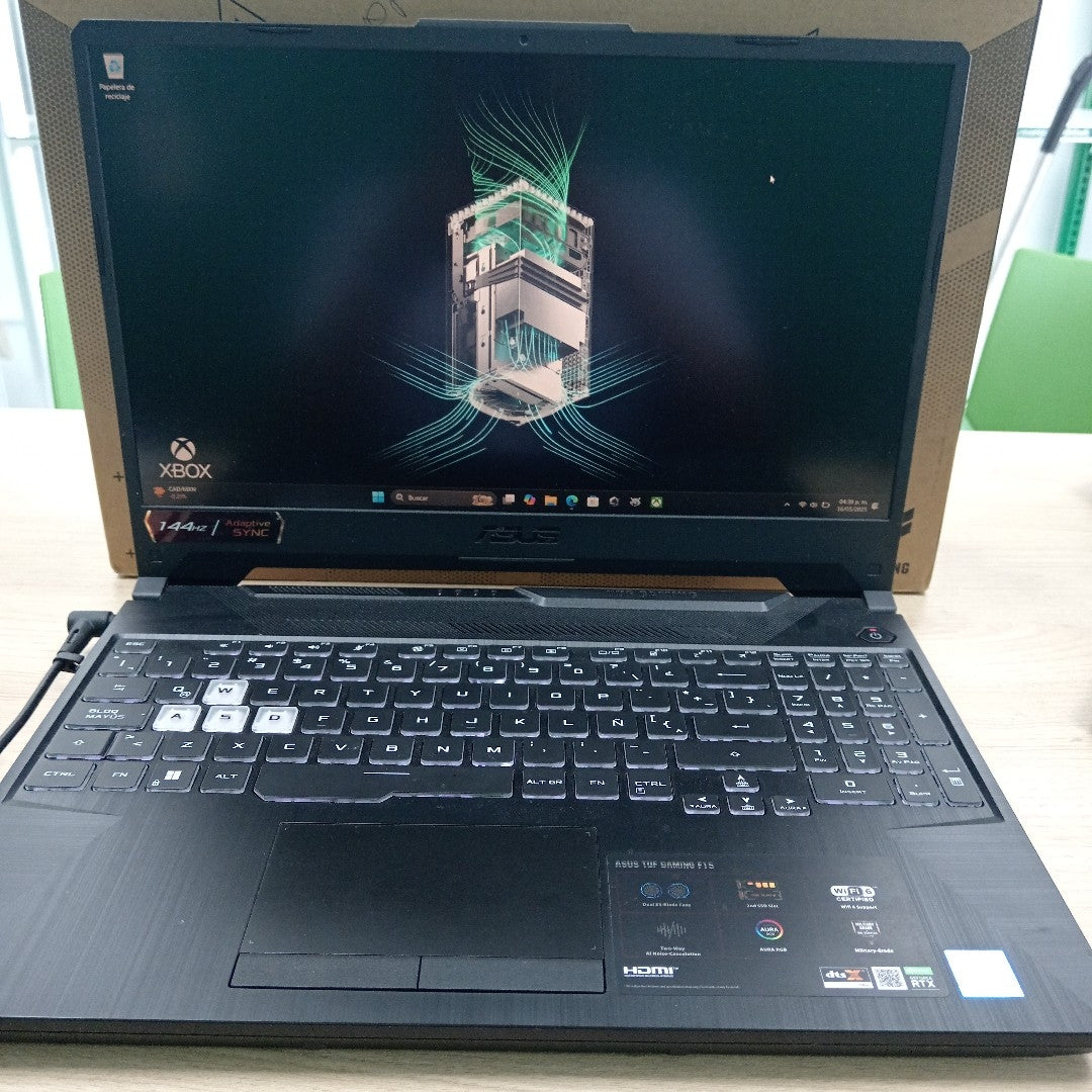 LAPTOP ASUS TUF GAMING F15 FX506HCB-HN144W (2022) 512 GB SSD 8 GB RAM (SEMINUEVO)