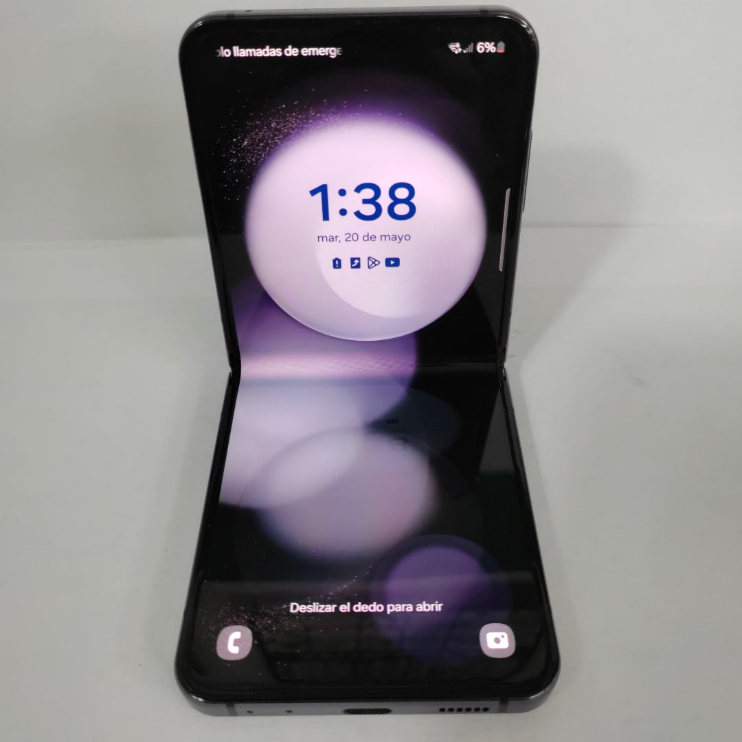 CELULAR SAMSUNG GALAXY Z FLIP 5 SM-F731B (2023) 256 GB 8 GB RAM (SEMINUEVO)