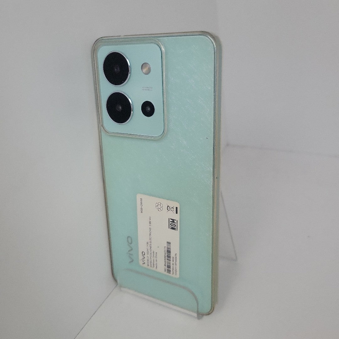 CELULAR VIVO Y36 V2247 256 GB 8 GB RAM (SEMINUEVO)