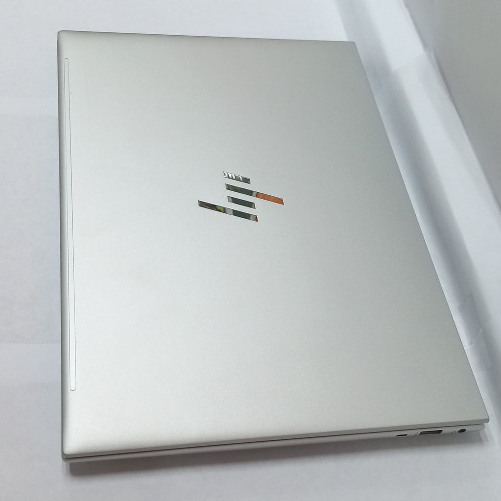 LAPTOP HP ELITEBOOK 840 G10 (2024) 256 GB SSD 16 GB RAM