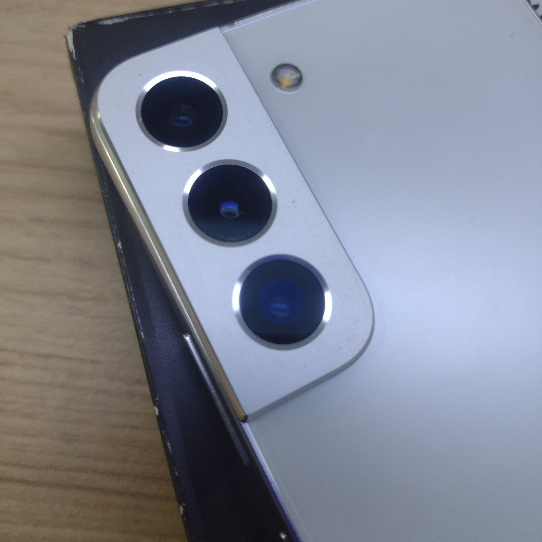 CELULAR SAMSUNG GALAXY S22 SM-S901E 128 GB 8 GB RAM (SEMINUEVO)