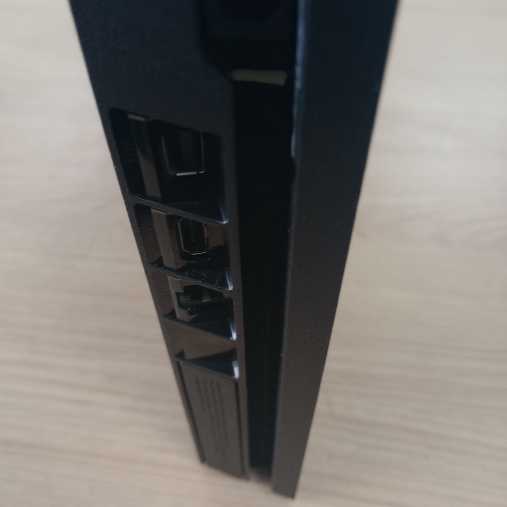 CONSOLA DE VIDEOJUEGO SONY PS4 PRO 1 TB (SEMINUEVO)