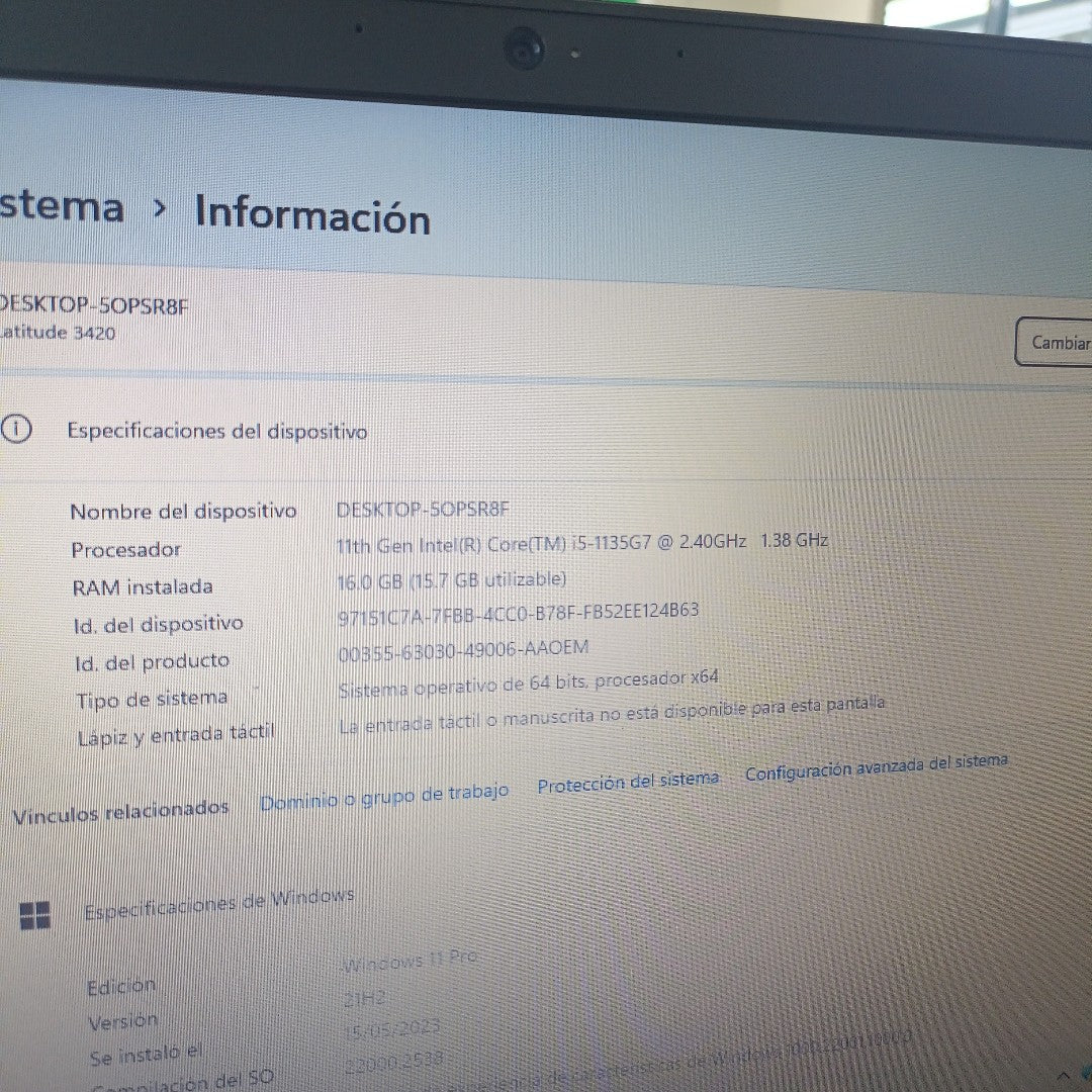 LAPTOP DELL LATITUDE 3420 (2022) 512 GB SSD 16 GB RAM (SEMINUEVO)
