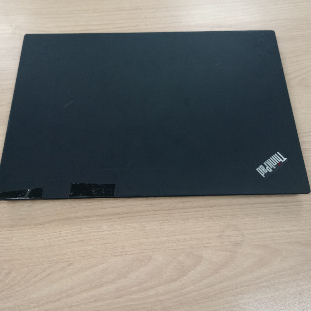 LAPTOP LENOVO THINKPAD T14S GEN 2 (2022) 512 GB SSD 16 GB RAM (SEMINUEVO)
