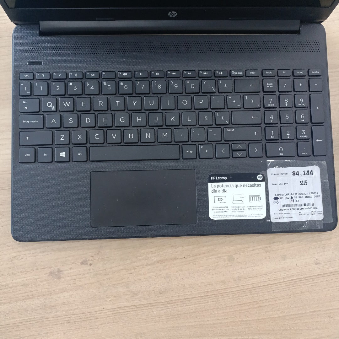 LAPTOP HP 14-CF2067LA (2021) 256 GB SSD 8 GB RAM (SEMINUEVO)