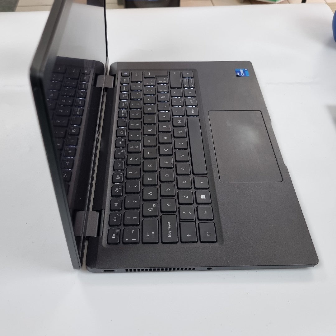 LAPTOP DELL LATITUDE 7420 (2023) 256 GB SSD 16 GB RAM (SEMINUEVO)