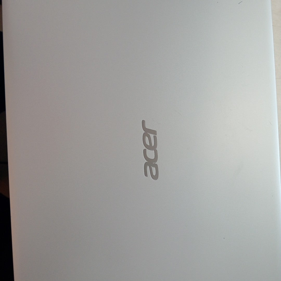 LAPTOP ACER ASPIRE 3 A315-23-R0UZ (2022) 512 GB SSD 8 GB RAM (SEMINUEVO)