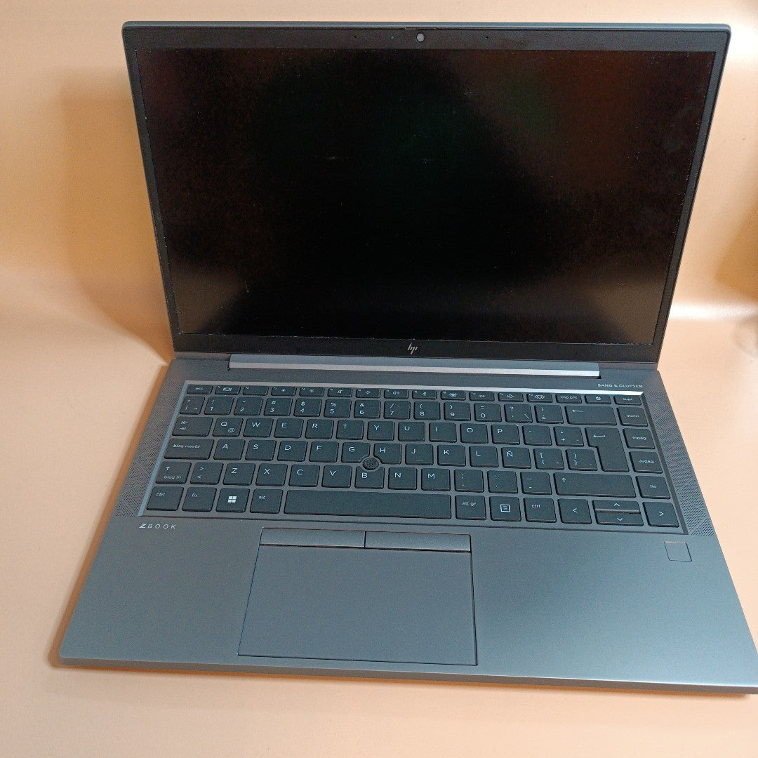 LAPTOP HP ZBOOK FIREFLY 14 G8 (2022) 512 GB SSD 16 GB RAM (SEMINUEVO)