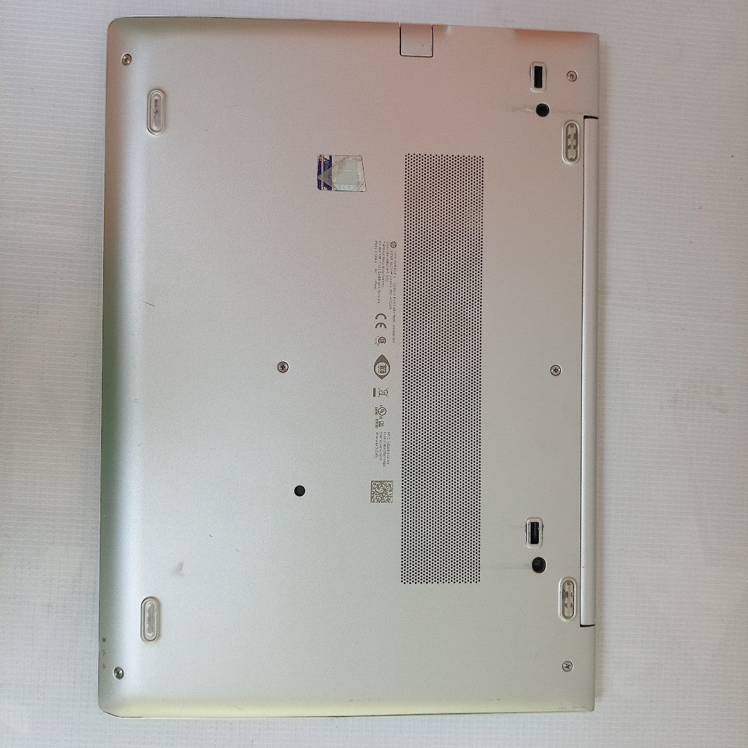 LAPTOP HP ELITEBOOK 840 G6 (2022) 256 GB SSD 8 GB RAM (SEMINUEVO)