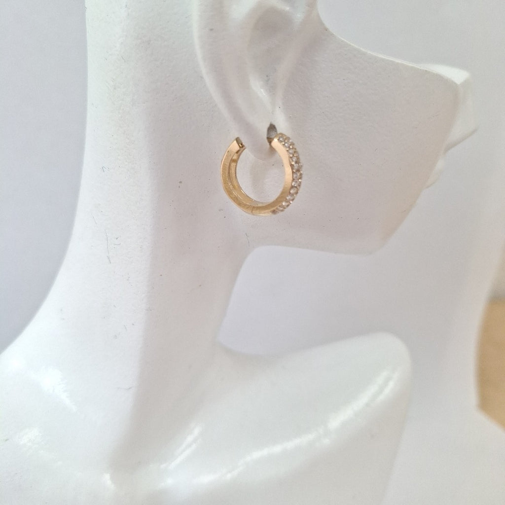 HUGGIES ORO 14K 2.1 (NUEVO)