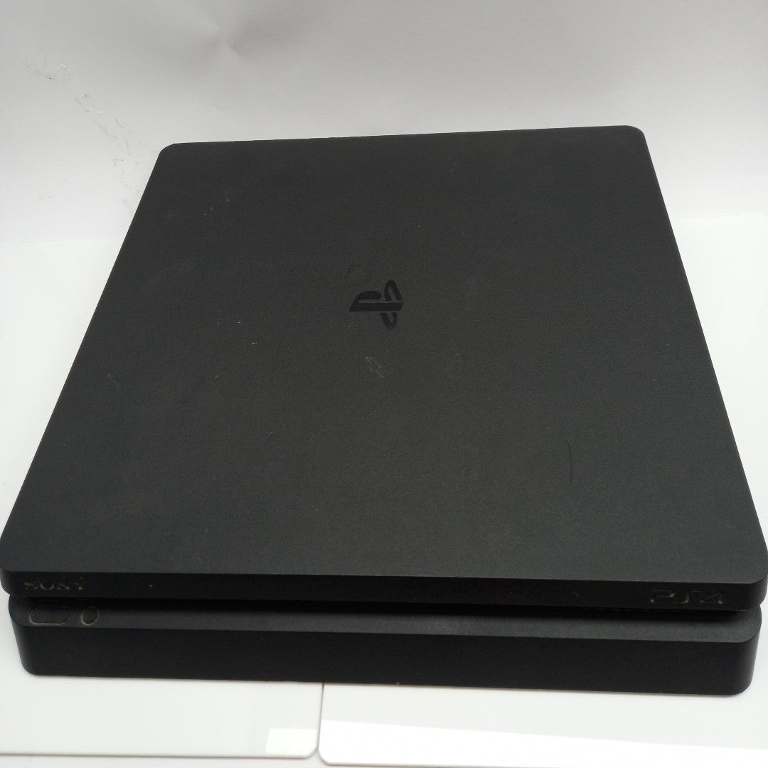 CONSOLA DE VIDEOJUEGO SONY PS4 1 TB (SEMINUEVO)