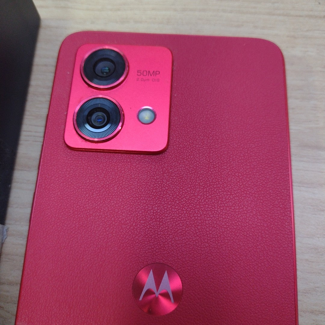 CELULAR MOTOROLA MOTO G84 XT2347-1 (2023) 256 GB 8 GB RAM (SEMINUEVO)
