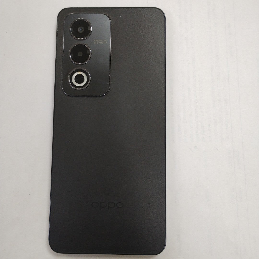 CELULAR OPPO  A80 5G CPH2639 (2024) 256 GB 8 GB RAM (SEMINUEVO)