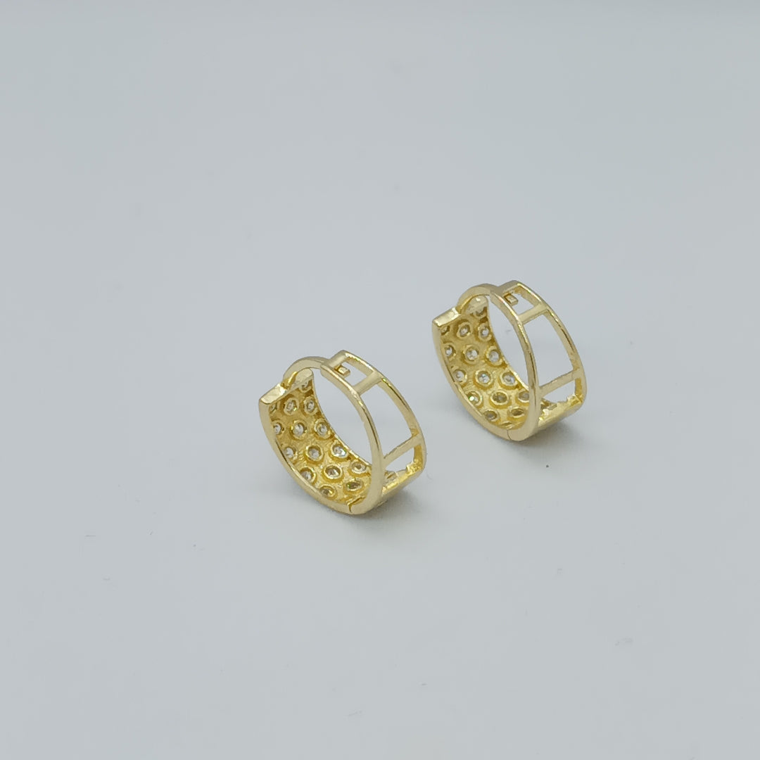 HUGGIES ORO 14K 2.6 (NUEVO)