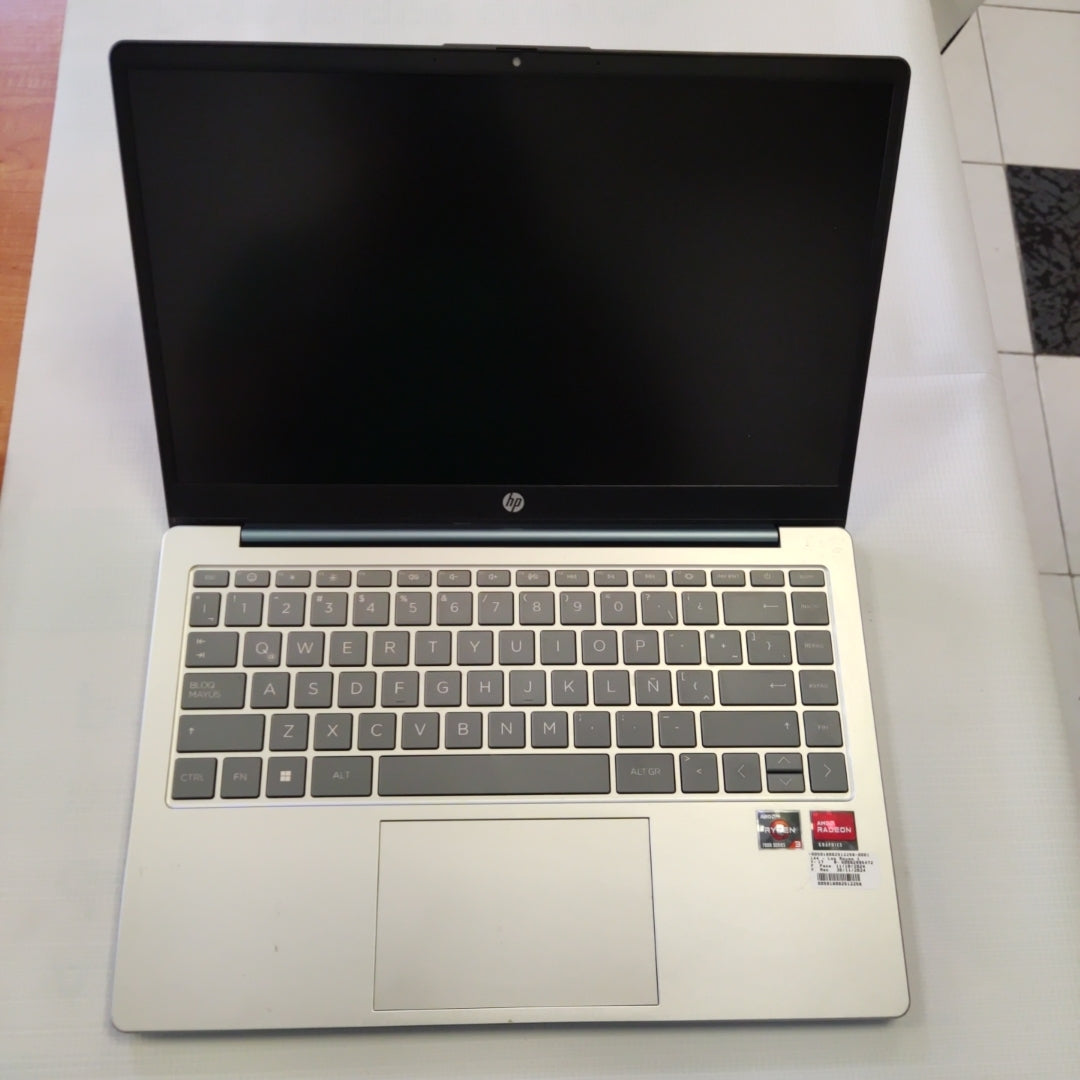 LAPTOP HP 14-EM0001LA (2023) 256 GB SSD 8 GB RAM (SEMINUEVO)