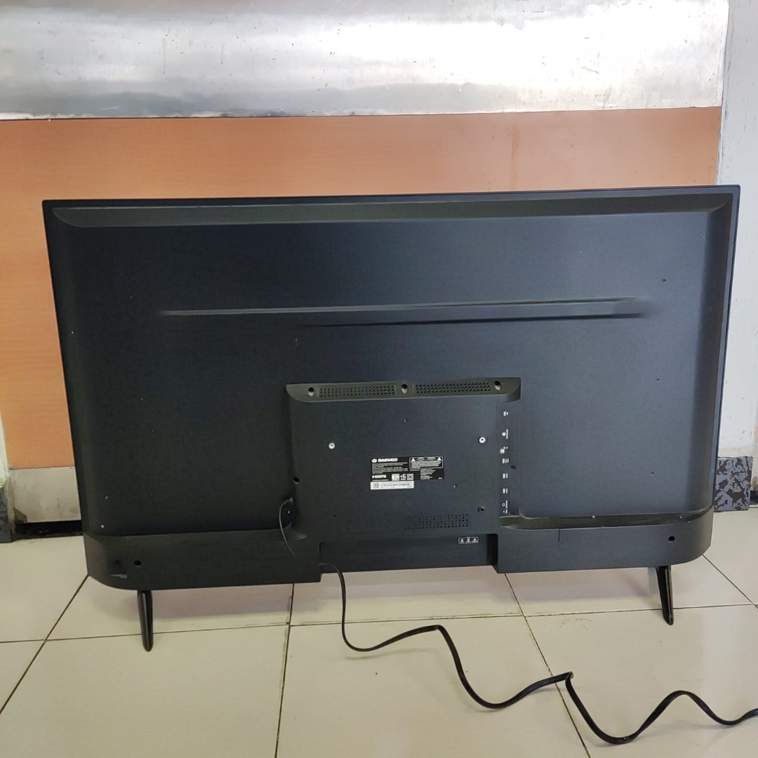 PANTALLA DAEWOO DAW40HS (2022) 40" LED FULL HD (SEMINUEVO)