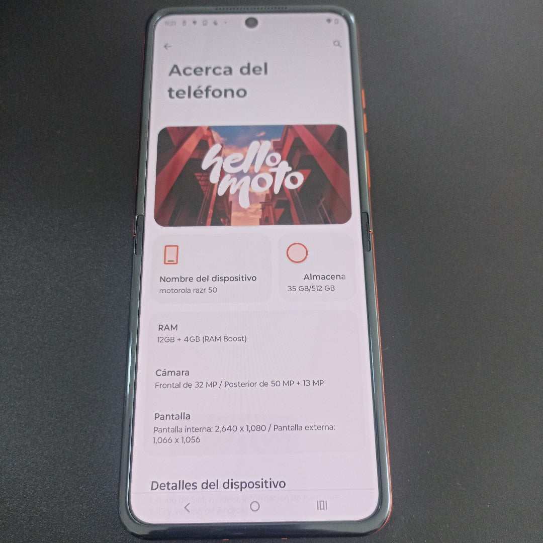 CELULAR MOTOROLA RAZR 50 5G XT2453-1 512 GB 12 GB RAM (SEMINUEVO)