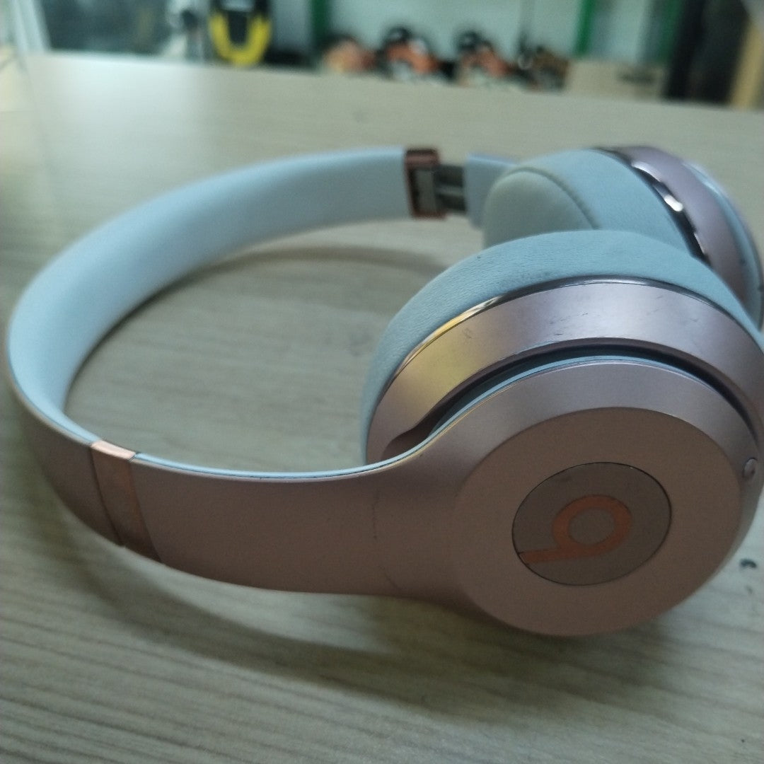 AUDIFONOS BEATS SOLO 3 INALAMBRICO ON EAR (SEMINUEVO)