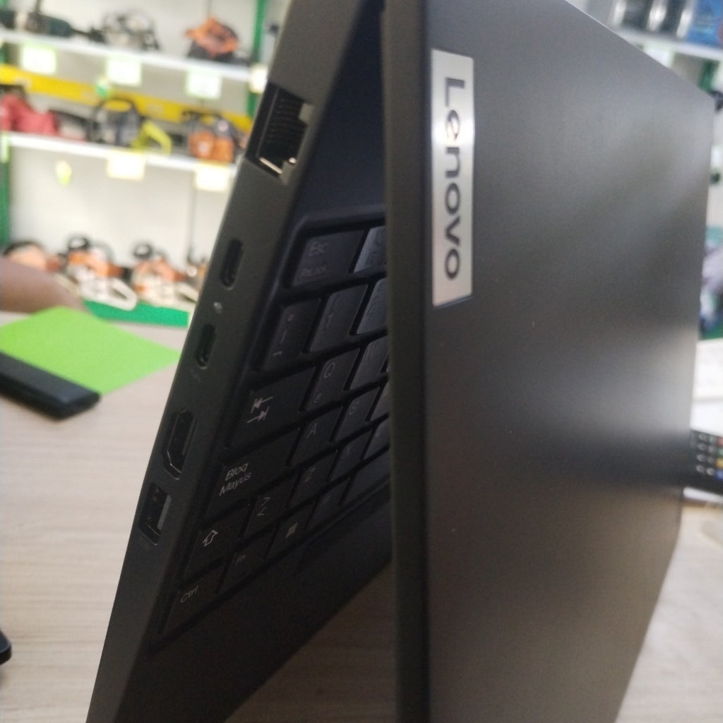 LAPTOP LENOVO THINKPAD L16 GEN 1 (2024) 512 GB SSD 16 GB RAM (SEMINUEVO)