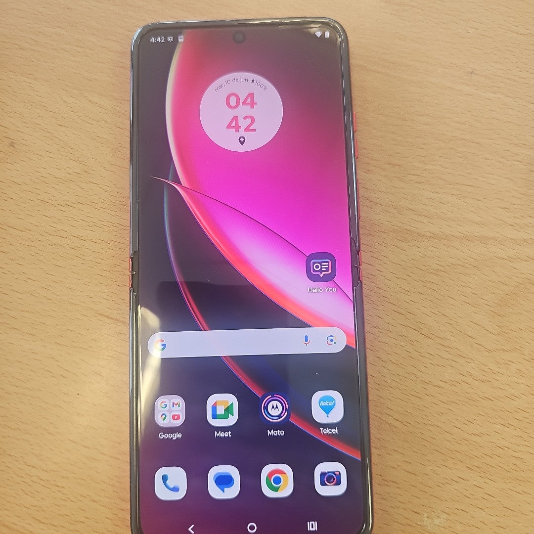 CELULAR MOTOROLA RAZR 40 ULTRA XT2321-1 (2023) 512 GB 12 GB RAM (SEMINUEVO)