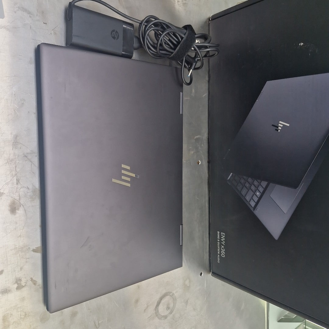 LAPTOP HP ENVY X360 (2 EN 1) 15-DS1083CL (2021) 512 GB SSD 8 GB RAM (SEMINUEVO)