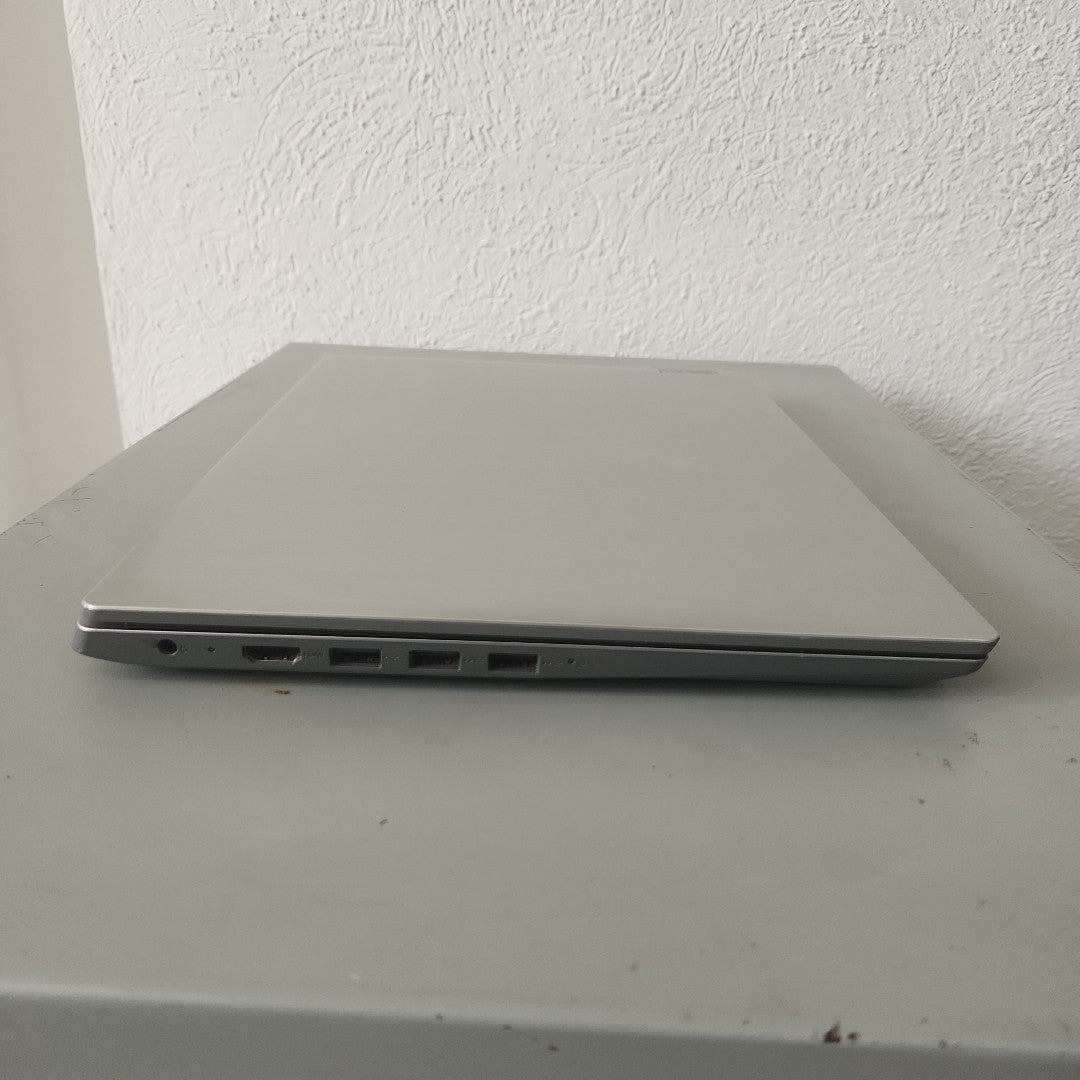 LAPTOP LENOVO IDEAPAD 3 14ITL05 (2022) 512 GB SSD 8 GB RAM (SEMINUEVO)