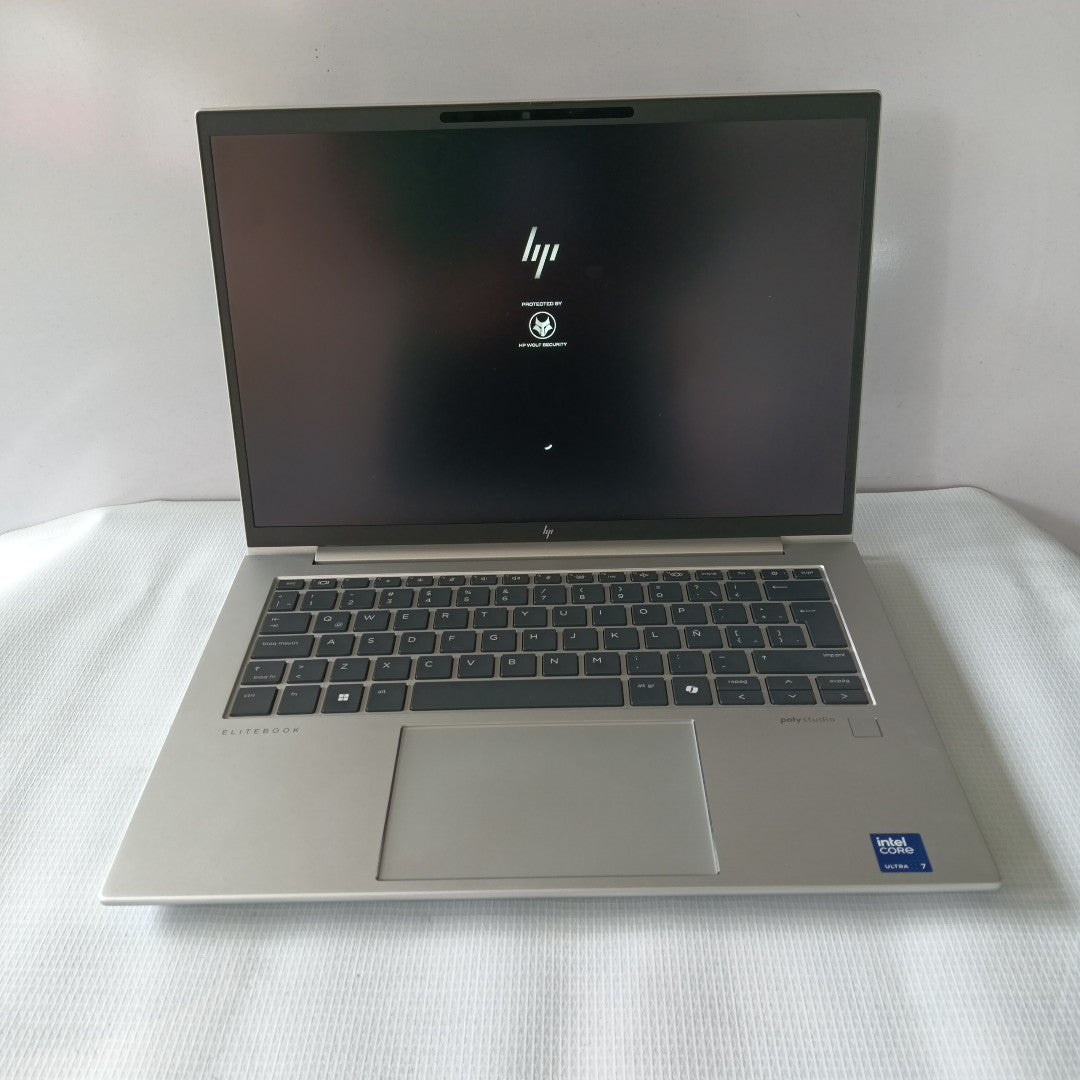 LAPTOP HP ELITEBOOK 840 G11 (2025) 512 GB SSD 32 GB RAM (SEMINUEVO)