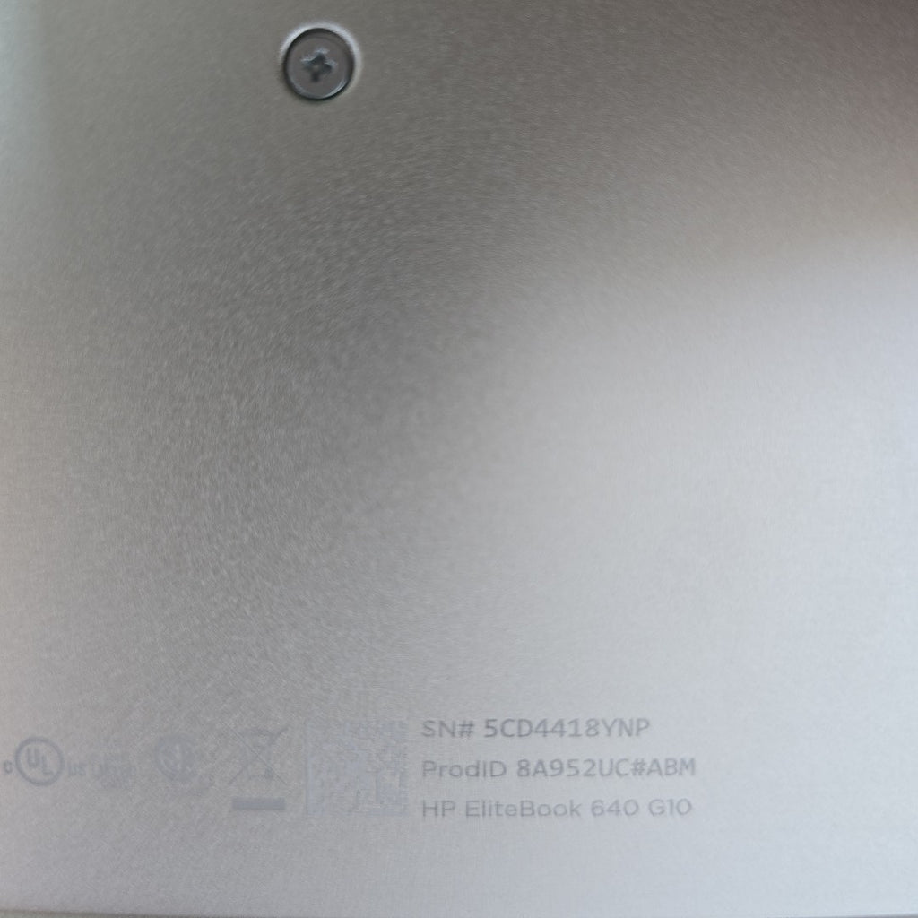 LAPTOP HP ELITEBOOK 640 G10 (2024) 512 GB SSD 16 GB RAM (SEMINUEVO)