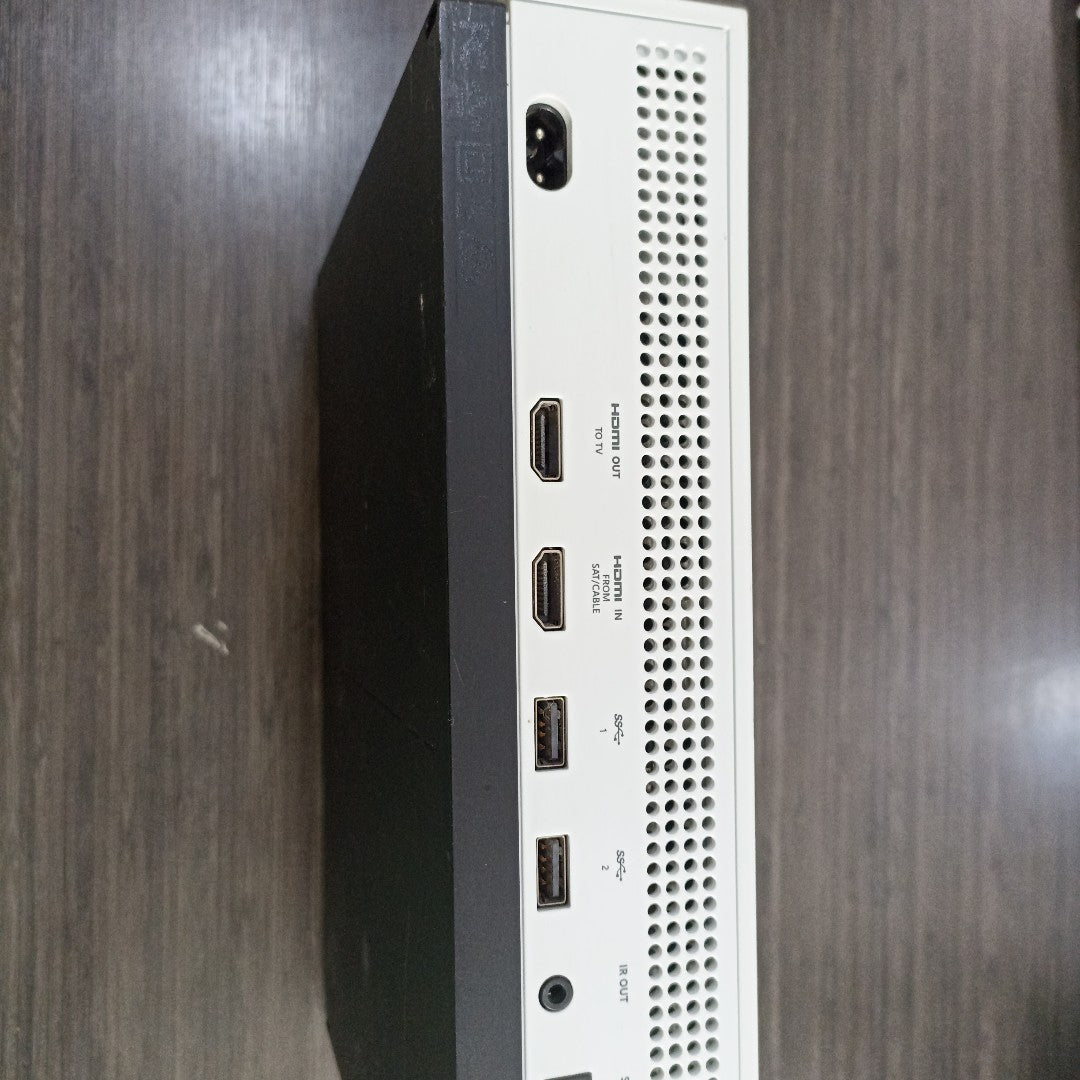 CONSOLA DE VIDEOJUEGO MICROSOFT XBOX SERIES S 1 TB SSD (SEMINUEVO)