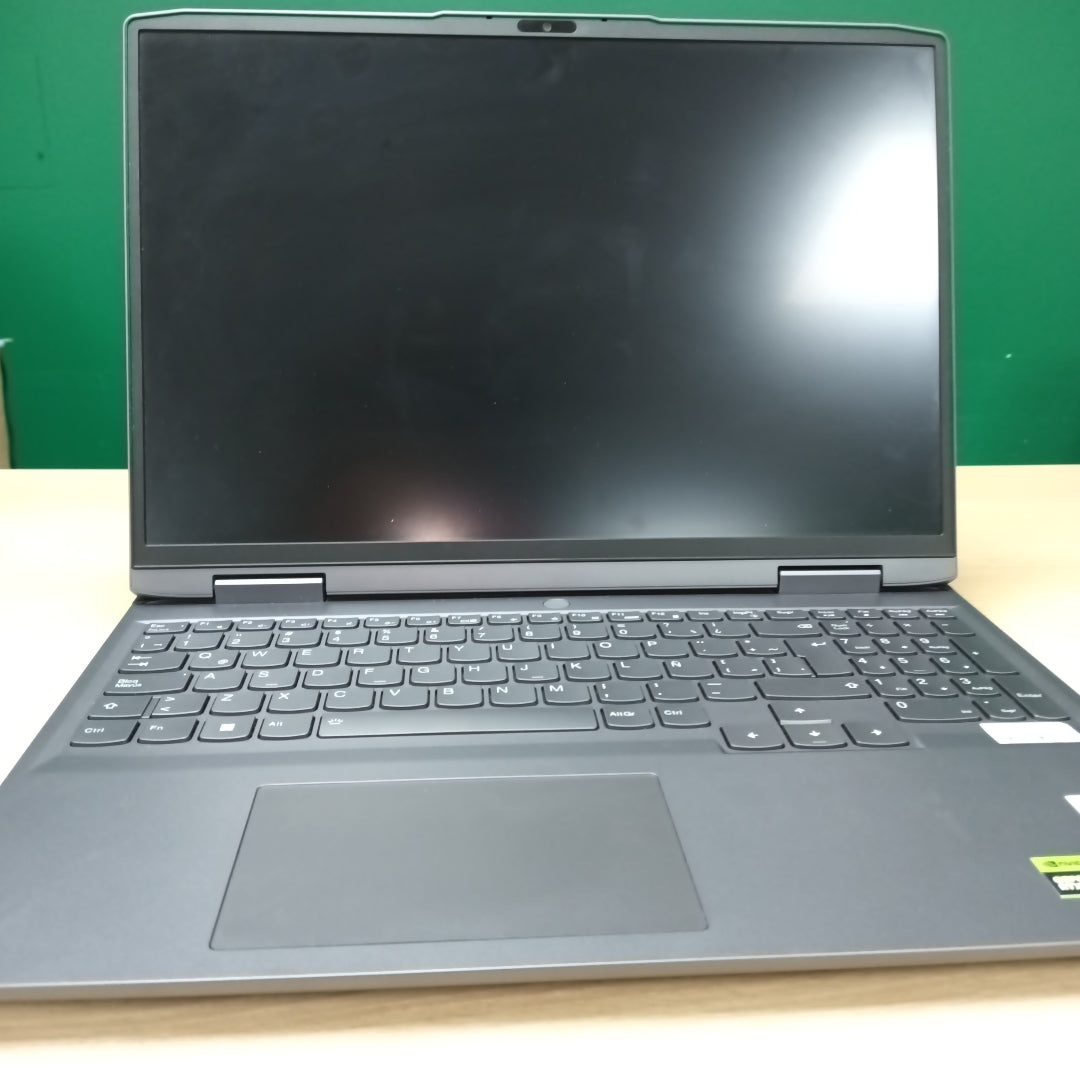 LAPTOP LENOVO LOQ 16APH8 (2024) 1 TB SSD 32 GB RAM (SEMINUEVO)