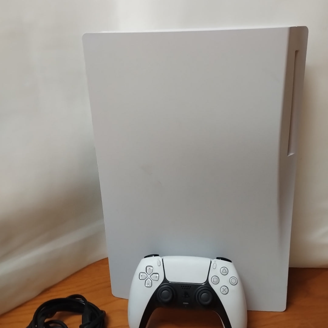 CONSOLA DE VIDEOJUEGO SONY PS5 825 SSD (SEMINUEVO)
