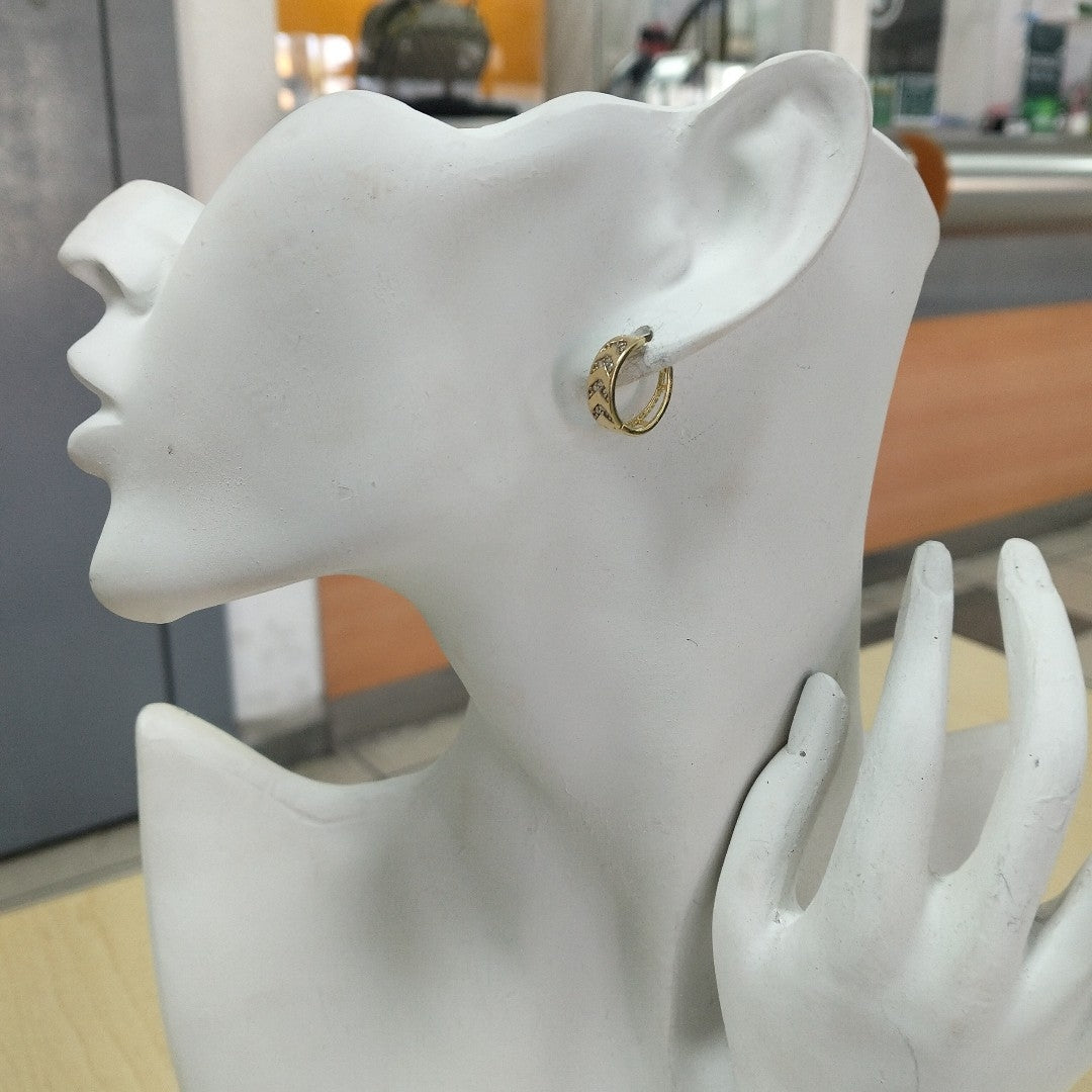 HUGGIES ORO 14K 2.5 (NUEVO)