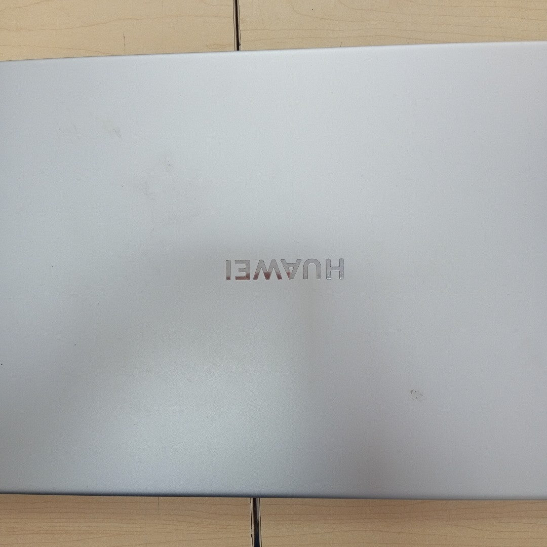 LAPTOP HUAWEI MATEBOOK D15 BOH-WAQ9R (2020) 1 TB + 256 GB SSD 8 GB RAM (SEMINUEVO)