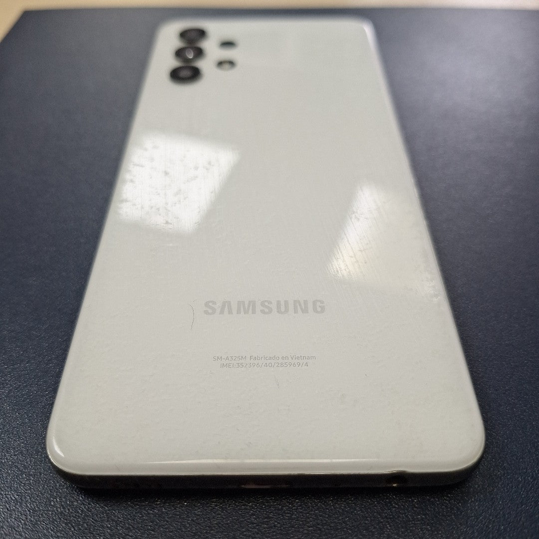 CELULAR SAMSUNG GALAXY A32 SM-A325M 128 GB 4 GB RAM (SEMINUEVO)