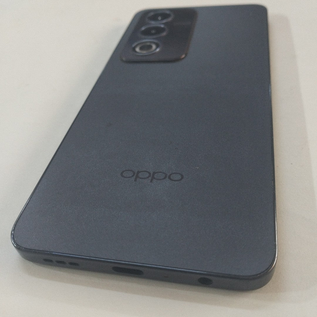 CELULAR OPPO  A80 5G CPH2639 (2024) 256 GB 8 GB RAM (SEMINUEVO)