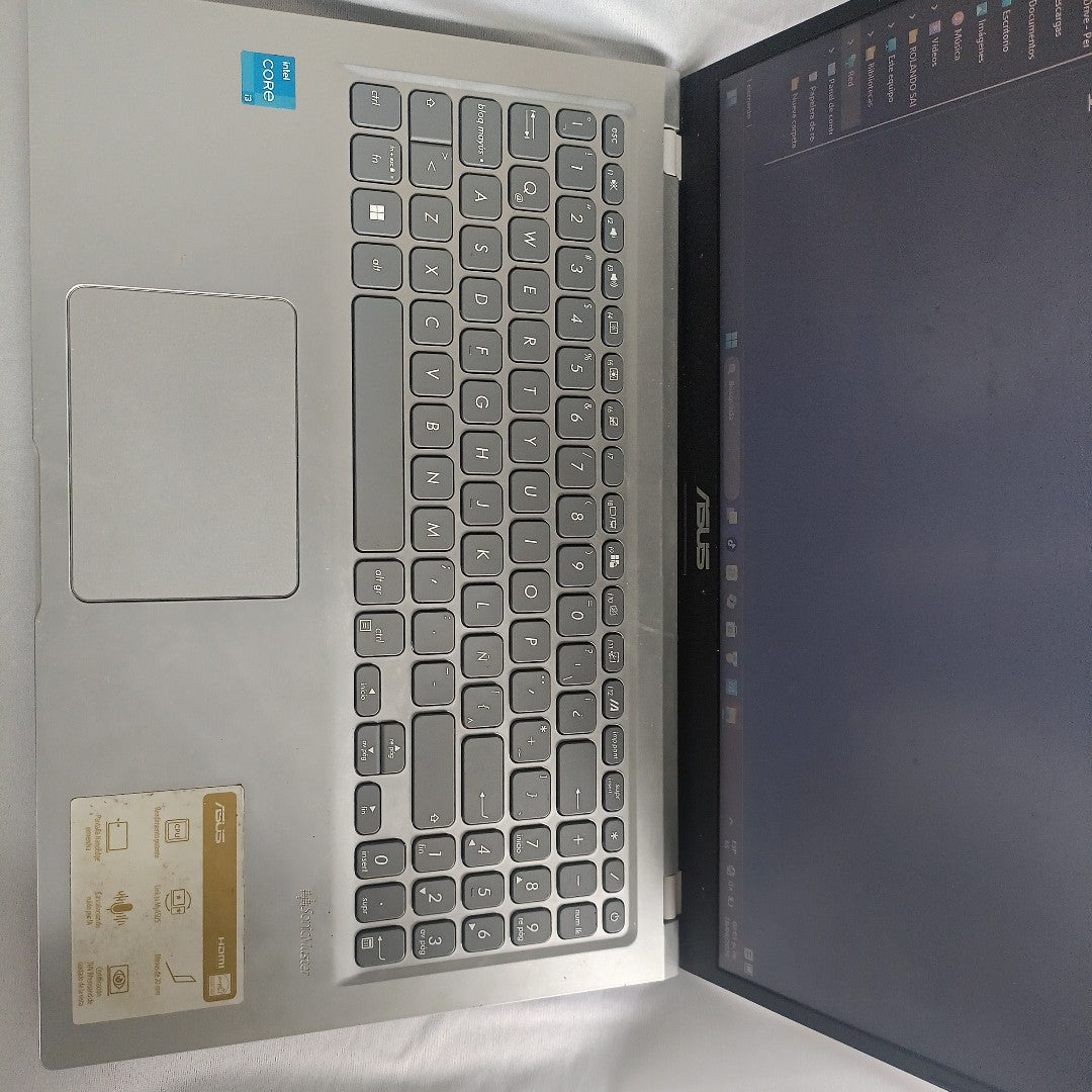 LAPTOP ASUS X1500EA-BR3952W(2023) 1 TB + 128 GB SSD 8 GB RAM (SEMINUEVO)
