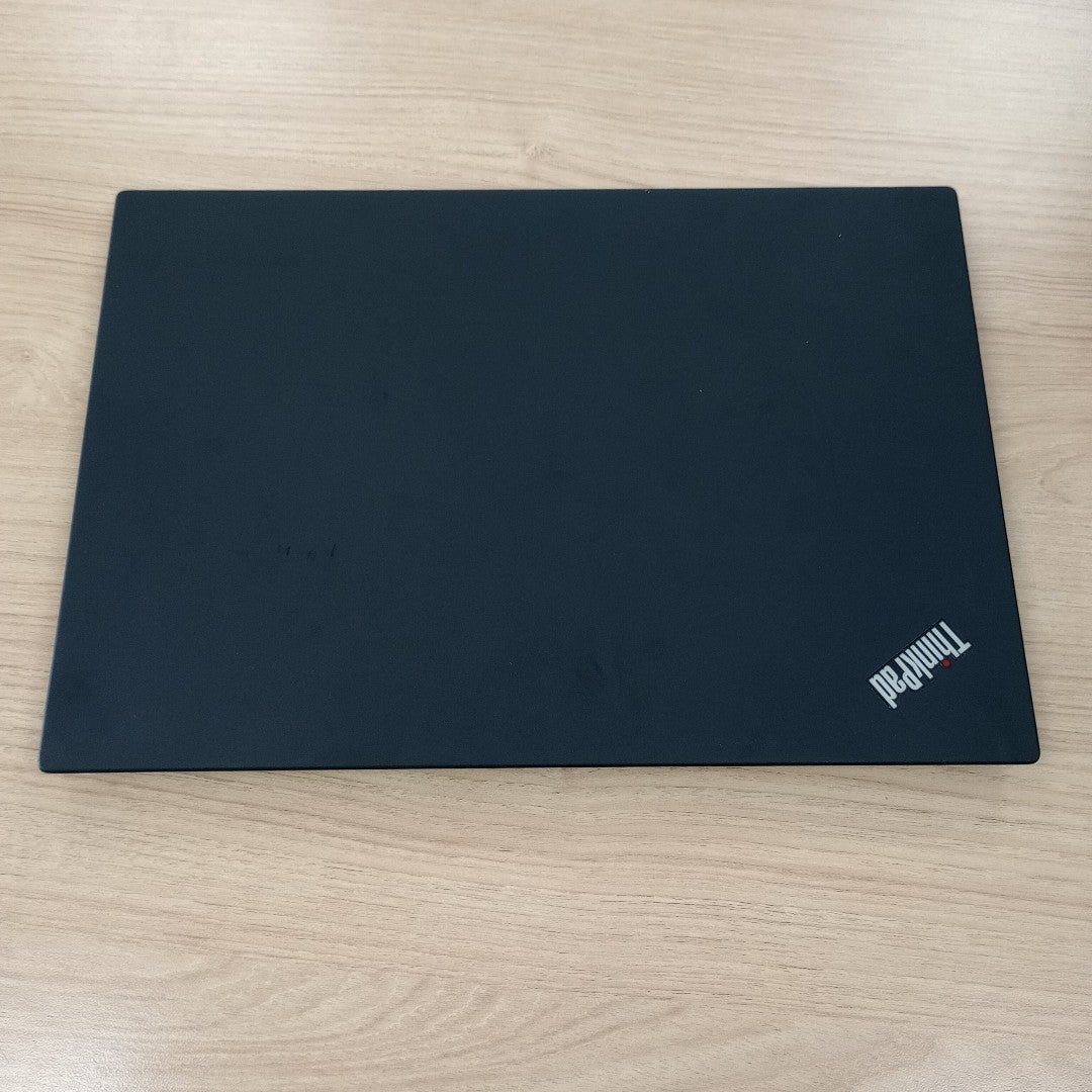LAPTOP LENOVO THINKPAD T14 GEN 2 (2022) 256 GB SSD 16 GB RAM (SEMINUEVO)