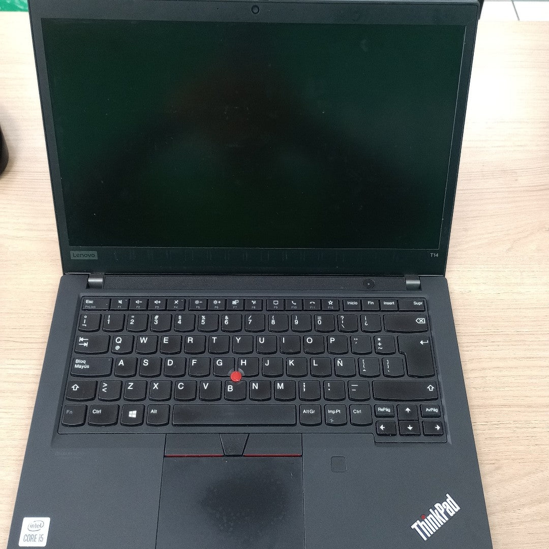 LAPTOP LENOVO THINKPAD T14 GEN 1 (2022) 512 GB SSD 8 GB RAM (SEMINUEVO)