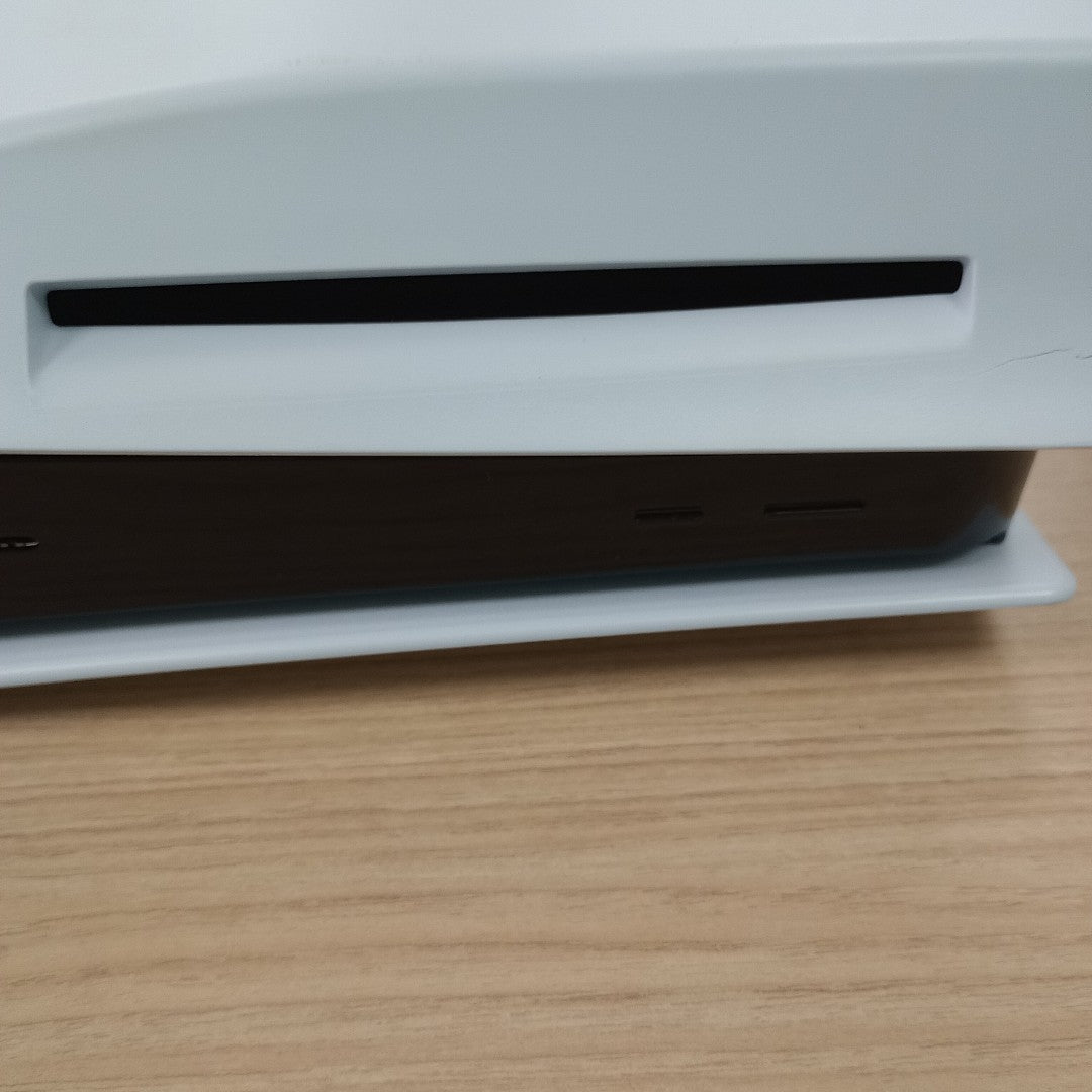 CONSOLA DE VIDEOJUEGO SONY PS5 825 SSD (SEMINUEVO)