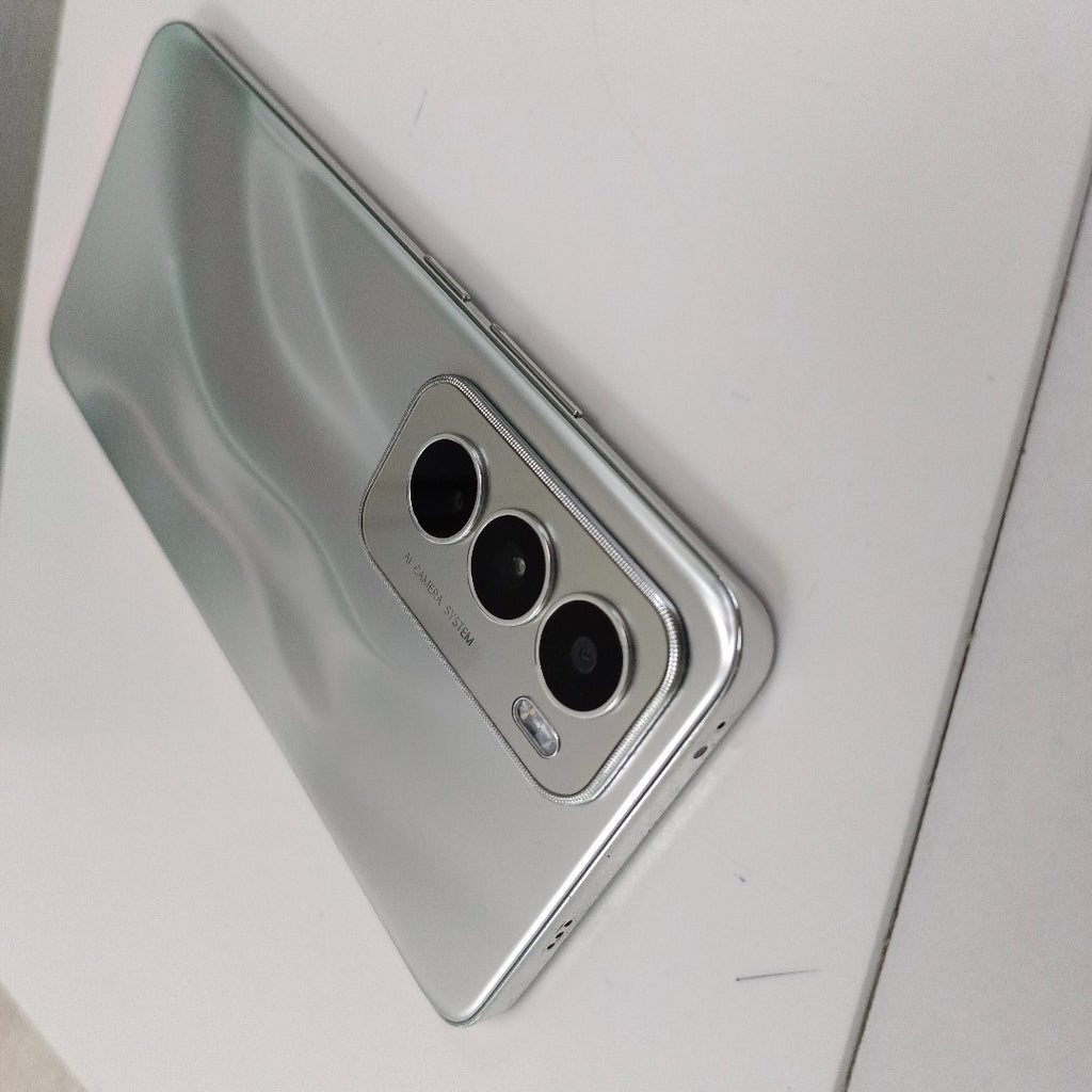 CELULAR OPPO   RENO12 5G CPH2625 (2024) 512 GB 12 GB RAM (SEMINUEVO)