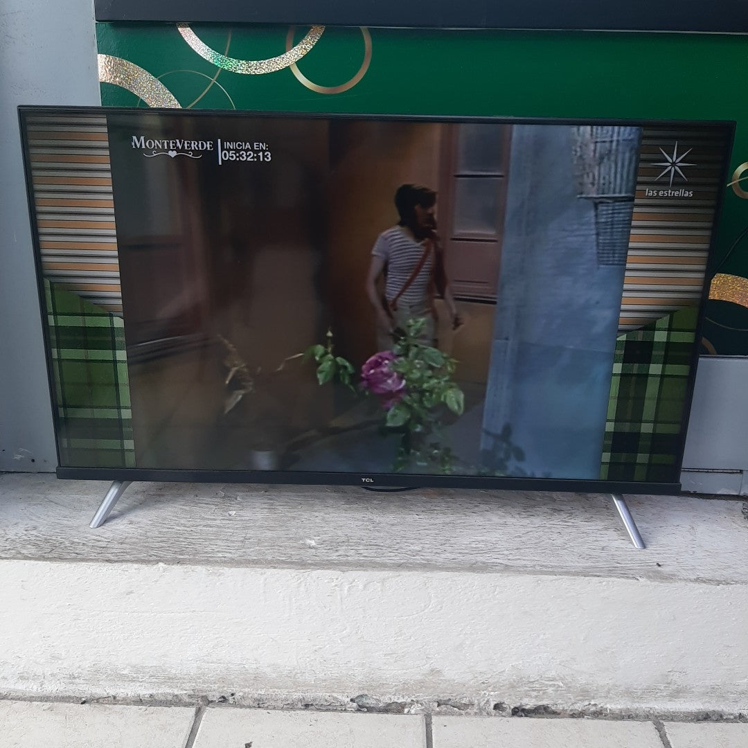 PANTALLA TCL 40A345 (2022) 40" LED FULL HD (SEMINUEVO)