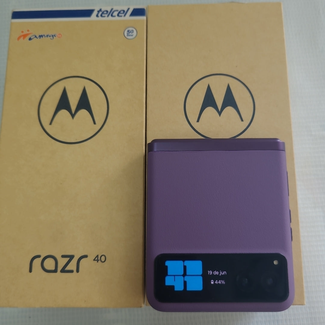 CELULAR MOTOROLA RAZR 40 XT2323-1 (2023) 256 GB 8 GB RAM (SEMINUEVO)