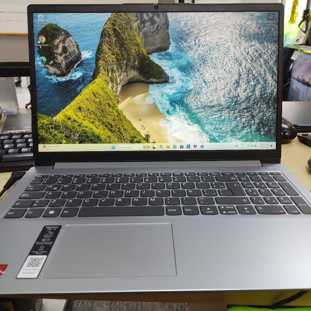 LAPTOP LENOVO IDEAPAD 1 15AMN7 (2023) 256 GB SSD 8 GB RAM