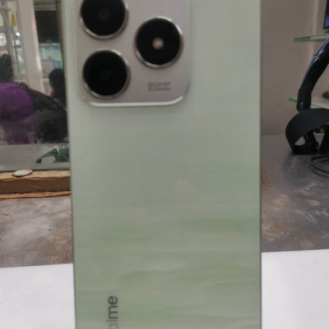 CELULAR REALME C63 RMX3939 (2024) 256 GB 8 GB RAM (SEMINUEVO)