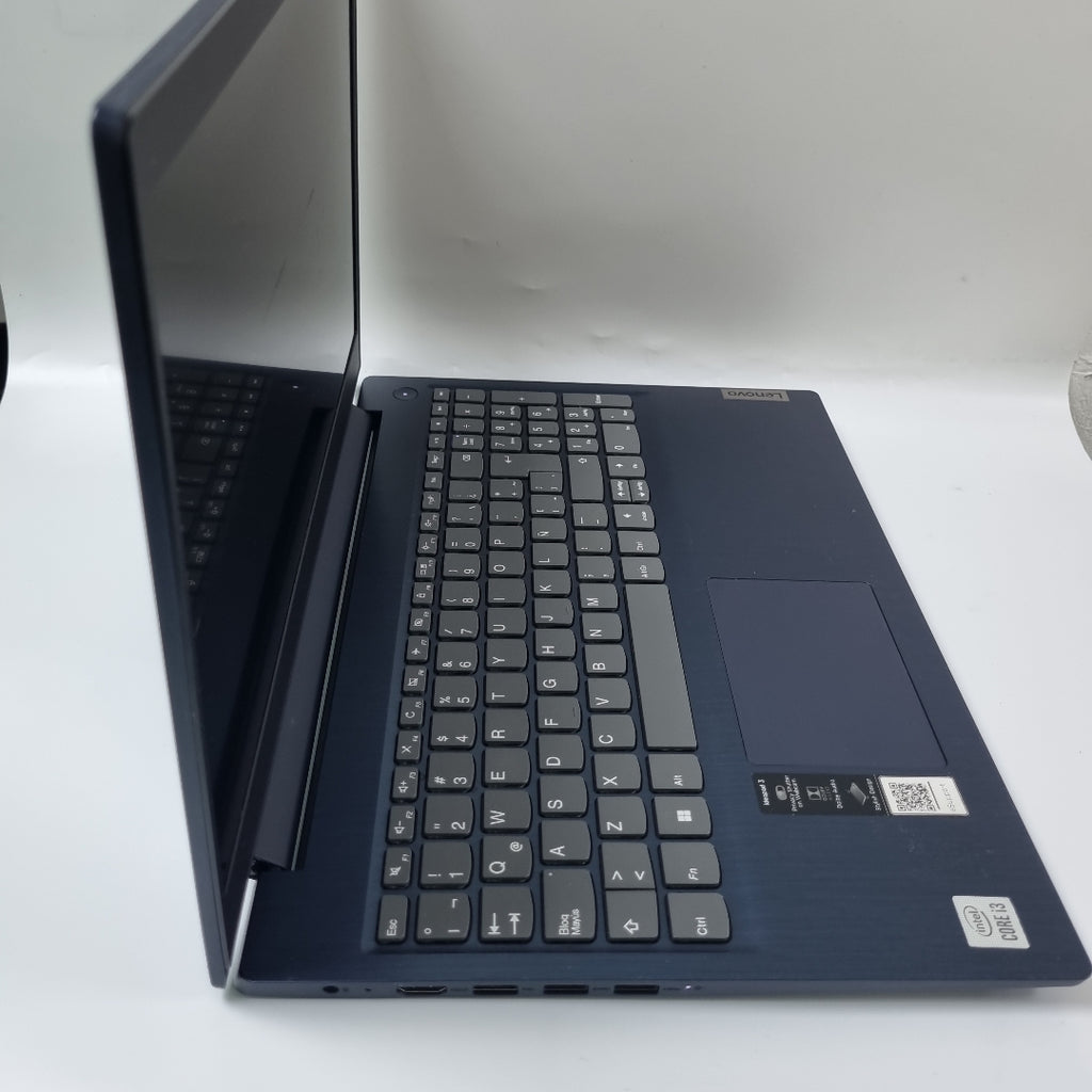 LAPTOP LENOVO IDEAPAD 3 15IML05 (2022) 1 TB + 128 GB SSD 8 GB RAM (SEMINUEVO)
