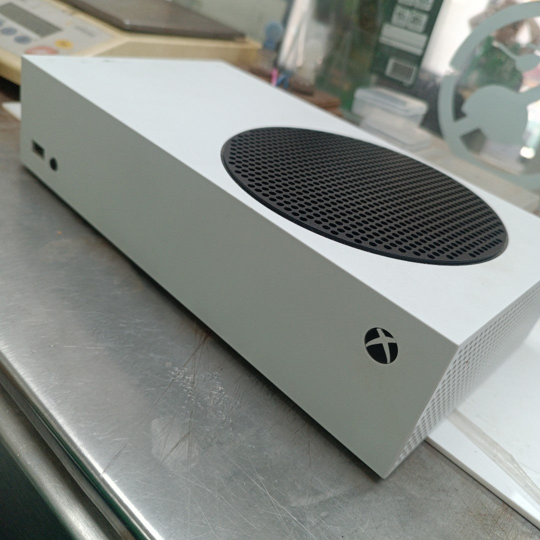 CONSOLA DE VIDEOJUEGO MICROSOFT XBOX SERIES S 512 GB SSD (SEMINUEVO)